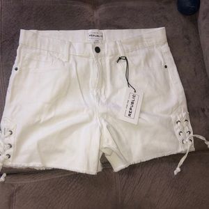 Stylish White Shorts